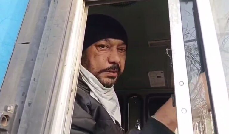 ਨਾਭਾ ’ਚ ਪੀਆਰਟੀਸੀ ਦੀ ਬੱਸ ਨੂੰ ਹਾਦਸਾ/ ਤੇਜ਼ ਰਫਤਾਰ ਕਾਰ ਨੂੰ ਬਚਾਉਂਦਿਆਂ ਕੱਚੇ ਉਤਰੀ ਬੱਸ/ ਜਾਨੀ-ਮਾਲੀ ਨੁਕਸਾਨ ਤੋਂ ਬਚਾਅ