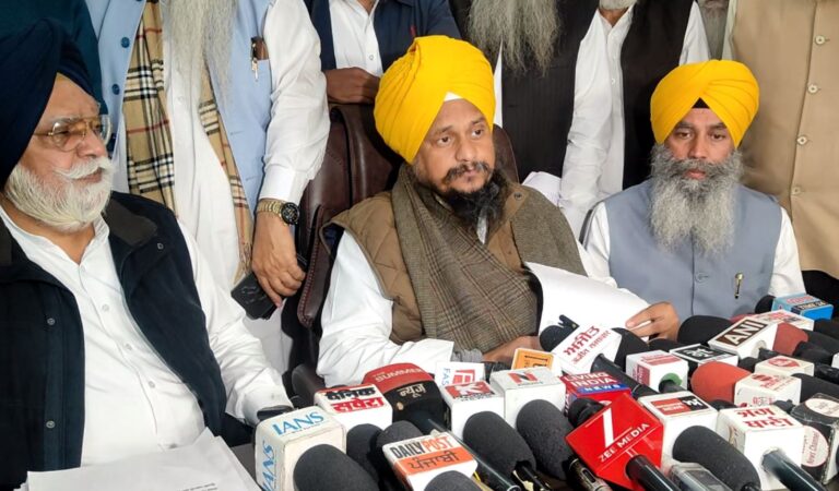 ਸ਼੍ਰੋਮਣੀ ਕਮੇਟੀ ’ਤੇ ਮੁੜ ਲੱਗੇ ਜਾਇਦਾਦ ਘੁਟਾਲੇ ਦੇ ਇਲਜ਼ਾਮ/ ਗਿਆਨੀ ਹਰਪ੍ਰੀਤ ਸਿੰਘ ਨੇ ਚੁੱਕੇ ਵੱਡੇ ਸਵਾਲ/ ਕਿਹਾ, ਮਾਲਕ ਨਹੀਂ, ਕੇਵਲ ਕੇਅਰ ਟੇਕਰ ਹੈ SGPC