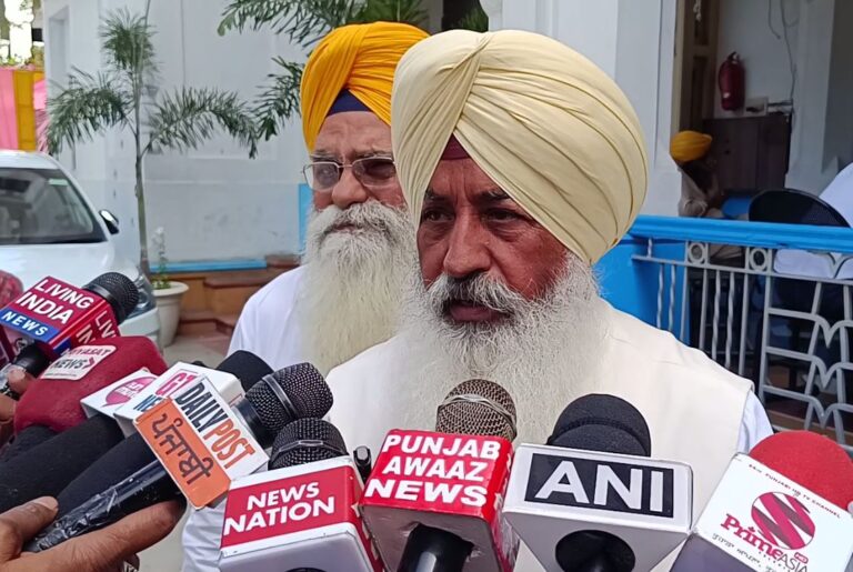 ਸ਼੍ਰੋਮਣੀ ਗੁਰਦੁਆਰਾ ਪ੍ਰਬੰਧਕ ਕਮੇਟੀ ਦਾ ਬਜਟ ਪਾਸ/ ਮੈਂਬਰ ਬਲਵਿੰਦਰ ਸਿੰਘ ਬੈਂਸ ਵੱਲੋਂ ਵਿਰੋਧ ’ਚ ਵਾਕਆਊਟ/ ਬਜਟ ’ਚ ਖਾਮੀਆਂ ਤੇ ਕਰੋੜਾਂ ਦੀ ਲੀਕੇਜ ਦੇ ਇਲਜ਼ਾਮ