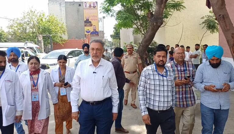 ਸਰਹਿੰਦ ਮੰਡੀ ਪਹੁੰਚੇ ਸਿਹਤ ਮੰਤਰੀ ਡਾ. ਬਲਵੀਰ ਸਿੰਘ/ ਨਵੇਂ ਬਣੇ ਮੁਹੱਲਾ ਕਲੀਨਿਕ ਦਾ ਕੀਤਾ ਦੌਰਾ/ ਸਿਹਤ ਖੇਤਰ ਦੇ ਕੰਮਾਂ ਦਾ ਕੀਤਾ ਗੁਣਗਾਣ