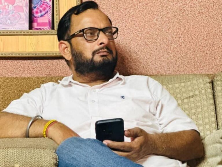 ਮਾਛੀਵਾੜਾ ’ਚ ਕਾਂਗਰਸੀ ਆਗੂ ਦਾ ਕਤਲ/ ਕੁਹਾੜੀ ਦੇ ਕਈ ਵਾਰ ਕਰ ਕੇ ਕੀਤਾ ਜ਼ਖਮੀ/ ਹਸਪਤਾਲ ਜਾਂਦਿਆਂ ਤੋੜਿਆ ਦਮ,ਪੁਲਿਸ ਕਰ ਰਹੀ ਜਾਂਚ