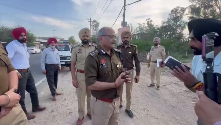 ਸੰਗਰੂਰ ਦੇ ਧੂਰੀ ਪਹੁੰਚੇ ਏਡੀਜੀਪੀ ਏਕੇ ਯਾਦਵ/ ਪੁਲਿਸ ਦੇ ਸੁਰੱਖਿਆ ਪ੍ਰਬੰਧਾਂ ਦਾ ਲਿਆ ਜਾਇਜ਼ਾ/ ਕਰਾਇਮ ਖਿਲਾਫ਼ ਨਕੇਲ ਕੱਸਣ ਦਾ ਦਾਅਵਾ