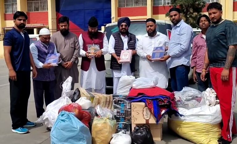 ਅੰਮ੍ਰਿਤਸਰ ਕੇਂਦਰੀ ਜੇਲ੍ਹ ’ਚ ਕੈਦੀਆਂ ਨੂੰ ਵੰਡੇ ਰਾਸ਼ਨ ਤੇ ਕੱਪੜੇ/ ਰਮਜ਼ਾਨ ਮੌਕੇ ਮੁਸਲਿਮ ਭਾਈਚਾਰੇ ਦਾ ਉਪਰਾਲਾ/ ਜੇਲ੍ਹ ਅੰਦਰ ਮਸਜਿਦ ਬਣਾਉਣ ਦੀ ਕੀਤੀ ਮੰਗ