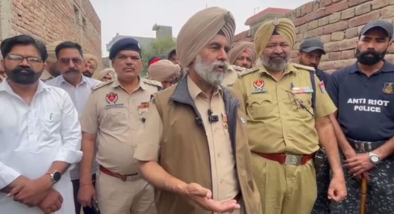 ਜਲਾਲਾਬਾਦ ਪੁਲਿਸ ਨੇ ਚਲਾਇਆ ਆਪਰੇਸ਼ਨ ਕਾਸੋ/ ਪਿੰਡਾਂ ਅੰਦਰ ਚੈਕਿੰਗ ਦੌਰਾਨ ਨਸ਼ੀਲਾ ਪਾਊਂਡਰ ਬਰਾਮਦ/ ਔਰਤ ਸਮੇਤ ਤਿੰਨ ਲੋਕਾਂ ਨੂੰ ਕੀਤਾ ਕਾਬੂ