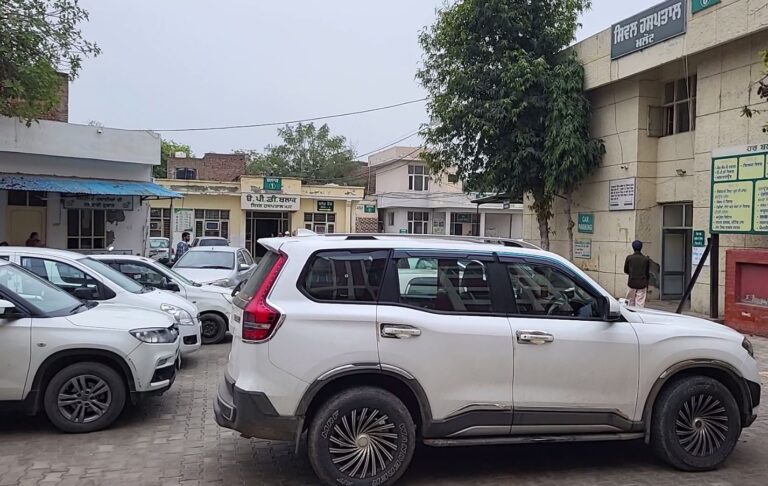 ਮੁਕਤਸਰ ’ਚ ਘਰੇਲੂ ਕਲੇਸ਼ ਦੇ ਚਲਦਿਆਂ ਚੱਲੀ ਗੋਲੀ/ ਜਵਾਈ ਵੱਲੋਂ ਚਲਾਈ ਗੋਲੀ ਨਾਲ ਸਹੁਰਾ ਜ਼ਖਮੀ/ ਪੁਲਿਸ ਨੇ ਮਾਮਲਾ ਦਰਜ ਕਰ ਕੇ ਜਾਂਚ ਆਰੰਭੀ