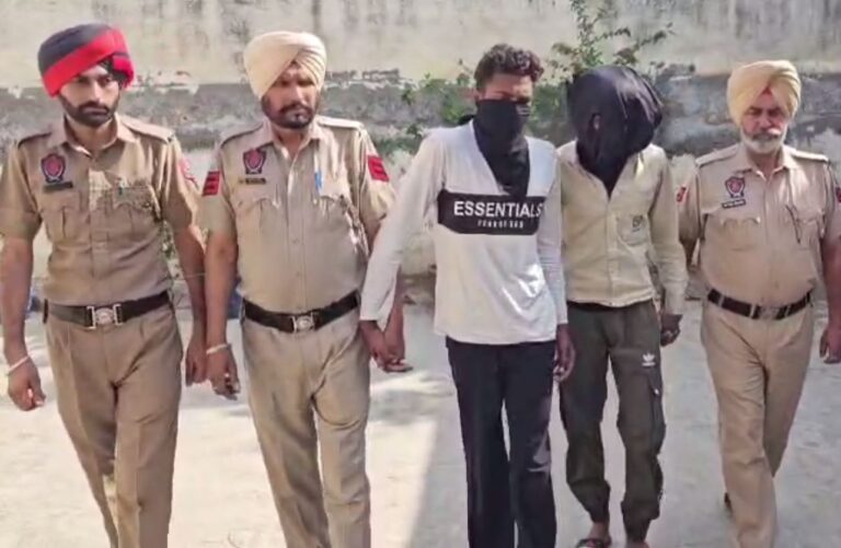 ਸ੍ਰੀ ਮੁਕਤਸਰ ਸਾਹਿਬ ਪੁਲਿਸ ਵੱਲੋਂ ਜਾਸੂਸੀ ਨੈੱਟਵਰਕ ਬੇਨਕਾਬ/ ਪਾਕਿਸਤਾਨ ਭੇਜੀ ਜਾਂਦੀ ਸੀ ਫੌਜ ਦੀ ਗੁਪਤ ਜਾਣਕਾਰੀ/ 2 ਮੁਲਜਮਾਂ ਨੂੰ ਗ੍ਰਿਫਤਾਰ ਕਰ ਕੇ ਜਾਂਚ ਕੀਤੀ ਸ਼ੁਰੂ