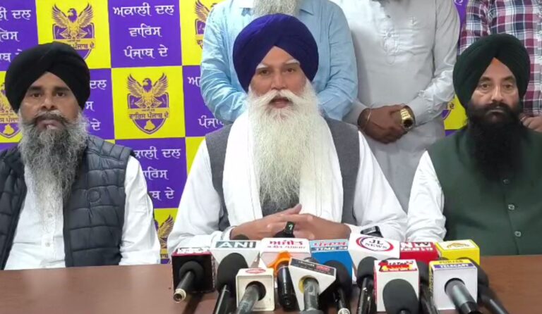 ਅੰਮ੍ਰਿਤਸਰ ’ਚ ਵਾਰਸ ਪੰਜਾਬ ਪਾਰਟੀ ਨੂੰ ਵੱਡਾ ਹੁਲਾਰਾ/ ਗੁਰਦੇਵ ਸਿੰਘ ਸੰਧੂ ਆਪ ਛੱਡ ਕੇ ਵਾਰਿਸ ਪੰਜਾਬ ’ਚ ਸ਼ਾਮਲ/ ਤਰਸੇਮ ਸਿੰਘ ਨੇ ਕੀਤਾ ਸਵਾਗਤ