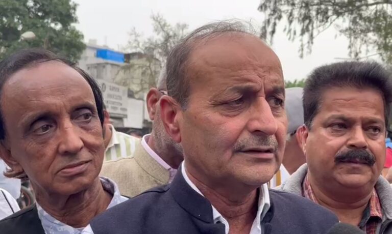 ਜਲੰਧਰ ’ਚ ਸਰਕਾਰ ਖਿਲਾਫ ਕਾਂਗਰਸ ਦਾ ਪ੍ਰਦਰਸ਼ਨ/ ਡੀਐਮ ਖੁਦਕੁਸ਼ੀ ਨੂੰ ਲੈ ਕੇ ਸਰਕਾਰ ਖਿਲਾਫ ਨਾਅਰੇਬਾਜ਼ੀ/ ਮੰਤਰੀ ਨੂੰ ਤੁਰੰਤ ਗ੍ਰਿਫਤਾਰ ਕਰਨ ਦੀ ਕੀਤੀ ਮੰਗ