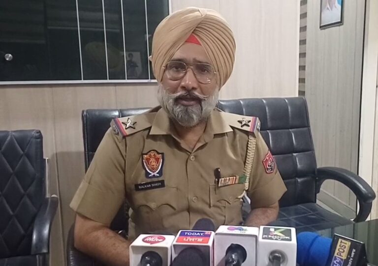 ਸੰਗਰੂਰ ਦੇ ਬਡਾਲੀ ਆਲਾ ਸਿੰਘ ਥਾਣੇ ਨੇੜੇ ਹਾਦਸਾ/ ਟਰੈਕਟਰ ਟਰਾਲੀ ਨਾਲ ਟਕਰਾਈ ਪੀਆਰਟੀਸੀ ਦੀ ਬੱਸ/ ਬੱਸ ਚਾਲਕ ਸਮੇਤ 15 ਸਵਾਰੀਆਂ ਜ਼ਖਮੀ