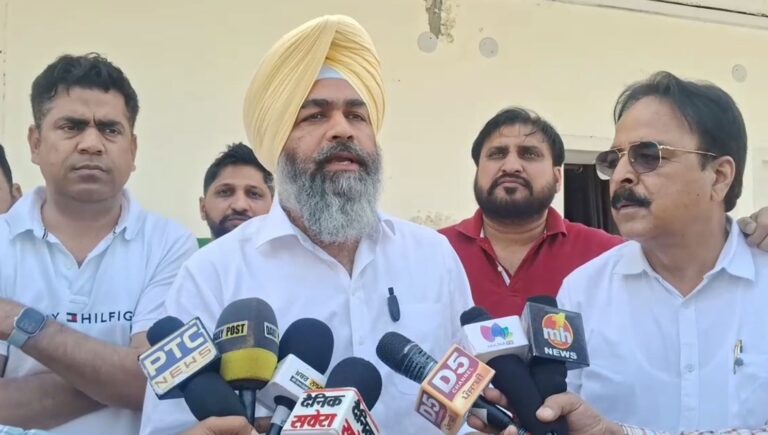 ਅਕਾਲੀ ਆਗੂ ਬੰਟੀ ਰੋਮਾਣਾ ਦਾ ਸਰਕਾਰ ਵੱਲ ਨਿਸ਼ਾਨਾ/  ਕੌਂਸਲ ਚੋਣਾਂ ਦੀ ਵੋਟਰ ਸੂਚੀਆਂ ਚ ਖਾਮੀਆਂ ਦੇ ਇਲਜ਼ਾਮ