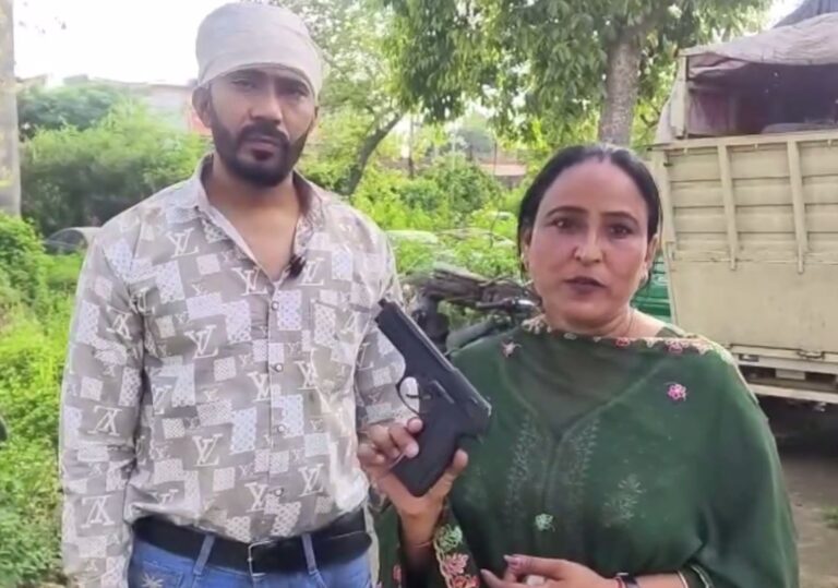 ਫਤਹਿਗੜ੍ਹ ਚੂੜੀਆਂ ’ਚ ਆਪ ਆਗੂ ਨਾਲ ਖੋਹ/ 20 ਹਜ਼ਾਰ ਨਕਦੀ ਤੇ ਸੋਨੇ ਦੀ ਮੁੰਦੀ ਖੋਹ ਕੇ ਫਰਾਰ/ ਪਿਸਟਲ ਦਿਖਾ ਕੀਤੀ ਲੁੱਟ, ਪੁਲਿਸ ਕਰ ਰਹੀ ਜਾਂਚ