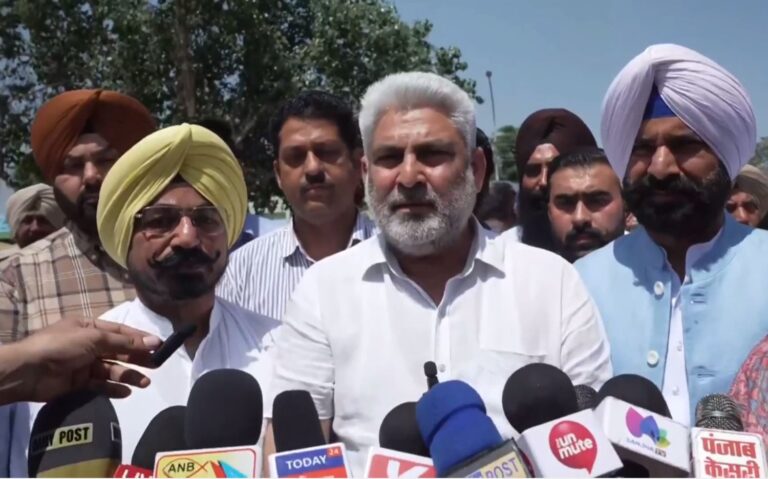 ਸਰਹਿੰਦ ਮੰਡੀ ਦਾ ਦੌਰਾ ਕਰਨ ਪਹੁੰਚੇ ਮੰਤਰੀ ਕਟਾਰੂਚੱਕ/ ਖਰੀਦ ਪ੍ਰਬੰਧਾਂ ਦਾ ਲਿਆ ਜਾਇਜ਼ਾ/ ਮੰਡੀ ਅੰਦਰਲੇ ਪ੍ਰਬੰਧਾਂ ’ਤੇ ਤਸੱਲੀ ਜਾਹਰ