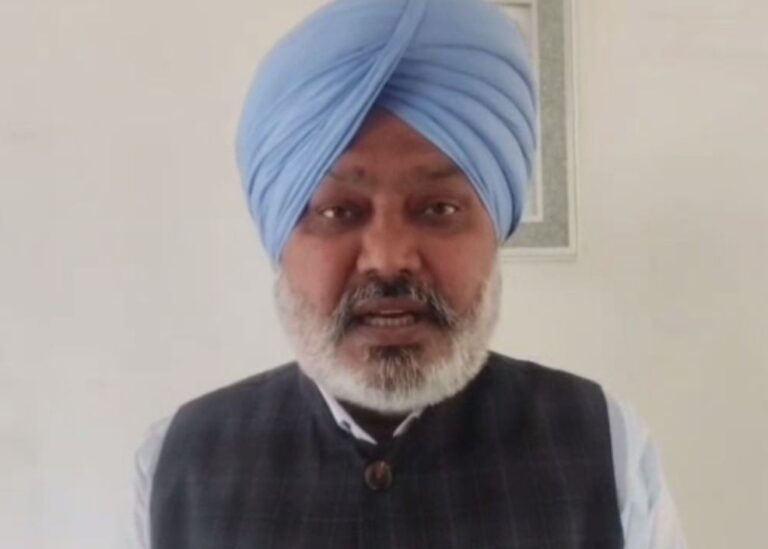 ਪੰਜਾਬ ਸਰਕਾਰ ਵੱਲੋਂ ਦਰਜ-4 ਮੁਲਾਜ਼ਮਾਂ ਨੂੰ ਰਾਹਤ/ ਕਣਕ ਖਰੀਦ ਲਈ ਵਿਆਜ਼-ਮੁਕਤ ਕਰਜ਼ ਦਾ ਐਲਾਨ/  ਆਸਾਨ ਕਿਸ਼ਤਾਂ ’ਚ ਕਰ ਸਕਣਗੇ ਵਾਪਸੀ