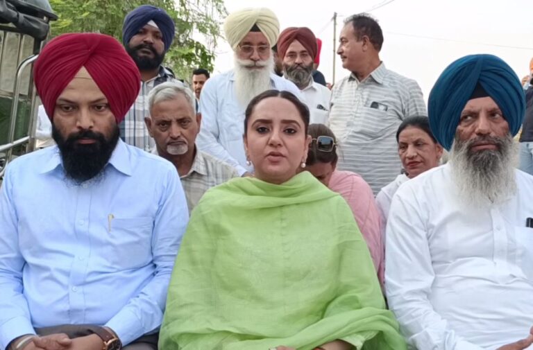 ਮੋਗਾ ਦੀ ਵਿਧਾਇਕਾਂ ਵੱਲੋਂ ਵਿਕਾਸ ਕੰਮਾਂ ਦਾ ਉਦਘਾਟਨ/ ਵਾਰਡ-31 ’ਚ 95 ਕਰੋੜੀ ਵਿਕਾਸ ਪ੍ਰੋਜੈਕਟ ਦੀ ਸ਼ੁਰੂਆਤ/ ਸੀਵਰੇਜ ਤੇ ਬੁਨਿਆਦੀ ਢਾਂਚੇ ਨੂੰ ਮਿਲੇਗੀ ਨਵੀਂ ਰਫ਼ਤਾਰ
