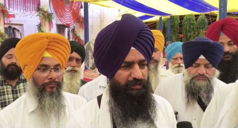 ਕੀਰਤਪੁਰ ਸਾਹਿਬ ਵਿਖੇ ਸਥਾਪਨਾ ਦਿਵਸ ਮੌਕੇ  ਸਮਾਗਮ/ ਗੁਰਦੁਆਰਾ ਸ਼ੀਸ਼ ਮਹਿਲ ਵਿਖੇ ਸ੍ਰੀ ਅਖੰਡ ਪਾਠ ਸਾਹਿਬ ਸ਼ੁਰੂ/ ਜਥੇਦਾਰ ਗੜਗੱਜ ਸਮੇਤ ਅਹਿਮ ਹਸਤੀਆਂ ਨੇ ਕੀਤੀ ਸ਼ੁਰੂ