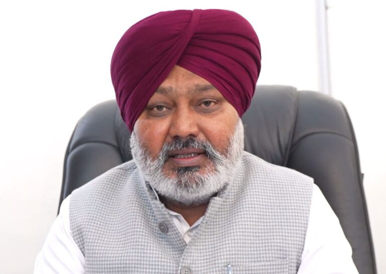 ਰਾਘਵ ਚੱਢਾ ’ਤੇ ਵਰ੍ਹੇ ਖਜਾਨਾ ਮੰਤਰੀ ਹਰਪਾਲ ਚੀਮਾ/ ਪੰਜਾਬੀਆਂ ਨਾਲ ਧੋਖਾ ਕਰਨ ਦੇ ਲਾਏ ਇਲਜ਼ਾਮ/ ਪੰਜਾਬ ਦੇ ਮਸਲਿਆਂ ਬਾਰੇ ਚੁੱਪੀ ’ਤੇ ਚੁੱਕੇ ਸਵਾਲ