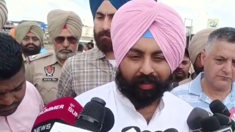ਸਿੱਖਿਆ ਮੰਤਰੀ ਹਰਜੋਤ ਬੈਂਸ ਨੇ ਘੇਰੀ ਹਿਮਾਚਲ ਸਰਕਾਰ/ ਪੰਜਾਬ ਦੇ ਵਾਹਨਾਂ ’ਤੇ ਐਂਟਰੀ ਟੈਕਸ ਦਾ ਕੀਤਾ ਵਿਰੋਧ/ ਜਵਾਬੀ ਟੈਕਸ ਲਾਉਣ ਦੀ ਚਿਤਾਵਨੀ