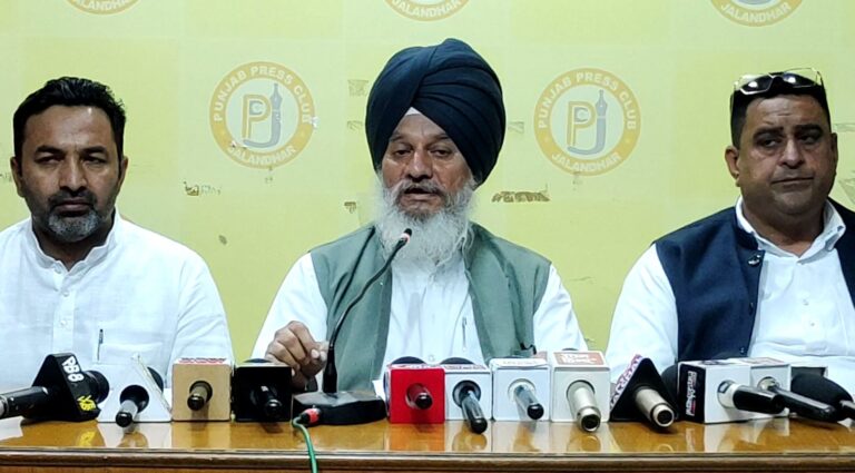 ਜਲੰਧਰ ’ਚ ਬਸਪਾ ਨੂੰ ਮਿਲਿਆ ਵੱਡਾ ਹੁਲਾਰਾ/ ਕਈ ਆਗੂ ਆਗੂ ਬਸਪਾ ’ਚ ਸ਼ਾਮਲ/ ਸੂਬਾ ਪ੍ਰਧਾਨ ਕਰੀਮਪੁਰੀ ਨੇ ਕੀਤਾ ਸਵਾਗਤ