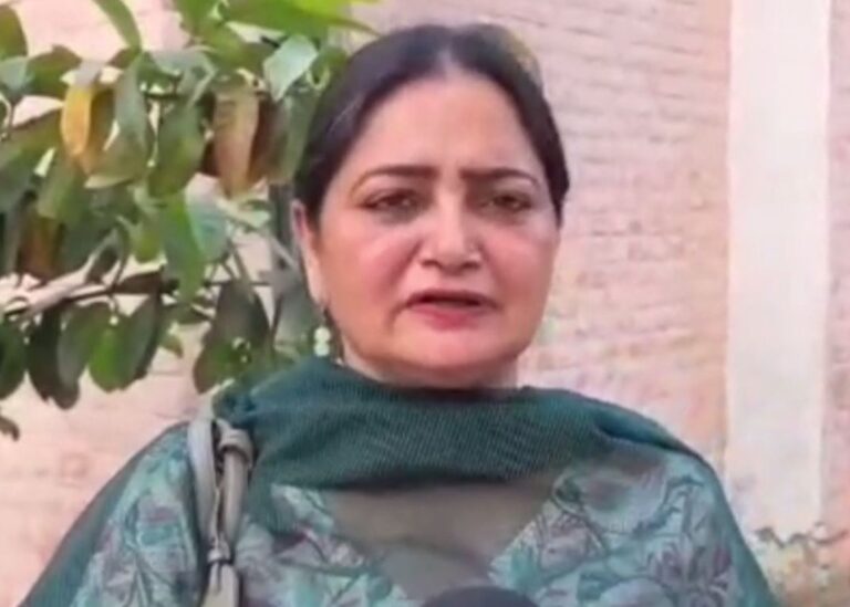 ਫਰੀਦਕੋਟ ’ਚ ਦਾਦੀ ਵੱਲੋਂ ਪੋਤੀ ਨਾਲ ਕਰੂਰਤਾ ਦਾ ਮਾਮਲਾ/ ਚਾਇਲਡ ਵੈਲਫੇਅਰ ਕਮੇਟੀ ਵੱਲੋਂ ਕੇਸ ਦੀ ਸਿਫਾਰਸ਼/ ਦਾਦੀ ਦੀ ਹੋਈ ਕੌਂਸਲਿੰਗ, ਬੱਚੀ ਰਿਸ਼ਤੇਦਾਰ ਹਵਾਲੇ