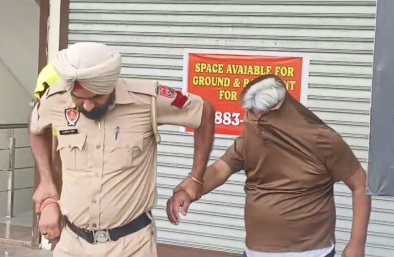 ਜਲੰਧਰ ਪੁਲਿਸ ਦਾ ਸਪਾ ਸੈਂਟਰ ’ਤੇ ਛਾਪਾ/ ਦੇਹ ਵਪਾਰ ਦੀ ਸ਼ਿਕਾਇਤ ਬਾਅਦ ਕਾਰਵਾਈ/ ਗ੍ਰਾਹਕ ਬਣ ਕੇ ਗਏ ਸ਼ਖਸ਼ ਵੱਲੋਂ ਦੇਹ ਵਪਾਰ ਦੀ ਸ਼ਿਕਾਇਤ