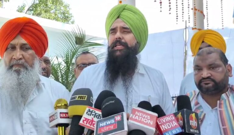 ਬਾਗੀ ਰਾਜ ਸਭਾ ਮੈਂਬਰਾਂ ’ਤੇ ਭੜਕੇ ਮਾਲਵਿੰਦਰ ਕੰਗ/ ਪੰਜਾਬ ਨਾਲ ਦਗਾ ਕਮਾਉਣ ਦੇ ਲਾਏ ਇਲਜ਼ਾਮ/ ਪਾਰਟੀ ਦੇ ਹਰ ਪੱਖੋਂ ਇਕਜੁਟ ਹੋਣ ਦਾ ਦਾਅਵਾ