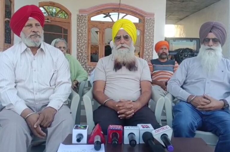 ਪੁਲਿਸ ਮੁਲਾਜ਼ਮਾਂ ਦੇ ਕਤਲ ਮਾਮਲੇ ’ਚ ਨਵਾਂ ਮੌੜ/ ਰਣਜੀਤ ਸਿੰਘ ਦੇ ਤਾਏ ਨੇ ਕੀਤਾ ਨਵਾਂ ਖੁਲਾਸਾ/ ਬਦਲਾ ਲੈਣ ਦੀ ਪੇਸ਼ਕਸ਼ ਹੋਣ ਦਾ ਦਾਅਵਾ