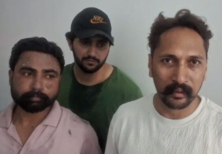 ਕੋਟਕਪੂਰਾ ‘ਚ ਘਰ ਨੂੰ ਭਿਆਨਕ ਅੱਗ/ ਲੱਖਾਂ ਦਾ ਸਮਾਨ ਸੜ ਕੇ ਸੁਆਹ/ ਫਾਇਰ ਬ੍ਰਿਗੇਡ ਨੇ ਪਾਇਆ ਕਾਬੂ