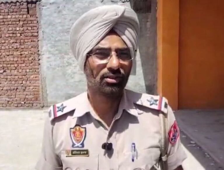 ਜਲੰਧਰ ’ਚ ਭੇਦਭਰੀ ਹਾਲਤ ’ਚ ਮਿਲੀ ਲਾਸ਼/ ਲਾਸ਼ ਨੇੜਿਓਂ ਮਿਲੇ ਸਿਗਰਟ ਤੇ ਤੰਮਾਕੂ/ ਨਸ਼ੇ ਕਾਰਨ ਮੌਤ ਦਾ ਸ਼ੱਕ, ਪੁਲਿਸ ਕਰ ਰਹੀ ਜਾਂਚ