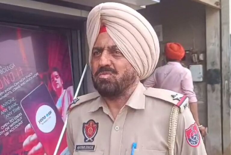 ਮਾਨਸਾ ਦੇ ਝੁਨੀਰ ’ਚ ਏਟੀਐਮ ਮਸ਼ੀਨ ਦੀ ਲੁੱਟ/ ਨਕਦੀ ਸਮੇਤ ਏਟੀਐਮ ਉਖਾੜ ਕੇ ਲੈ ਕੇ ਚੋਰ/ ਪੁਲਿਸ ਨੇ ਜਾਂਚ ਕੀਤੀ ਸ਼ੁਰੂ
