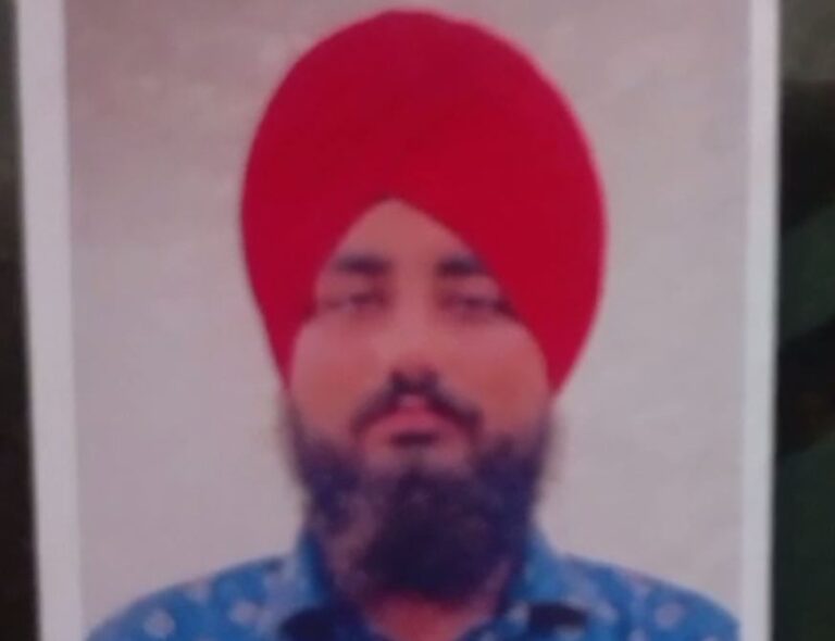 ਤਰਨ ਤਾਰਨ ’ਚ ਨੌਜਵਾਨ ਕਿਸਾਨ ਵੱਲੋਂ ਖੁਦਕੁਸ਼ੀ/ ਕਰਜ਼ੇ ਤੋਂ ਪ੍ਰੇਸ਼ਾਨ ਹੋ ਕੇ ਜੀਵਨ ਲੀਲਾ ਸਮਾਪਤ/ ਗੋਲੀ ਮਾਰ ਕੇ ਦਿੱਤੀ ਜਾਨ