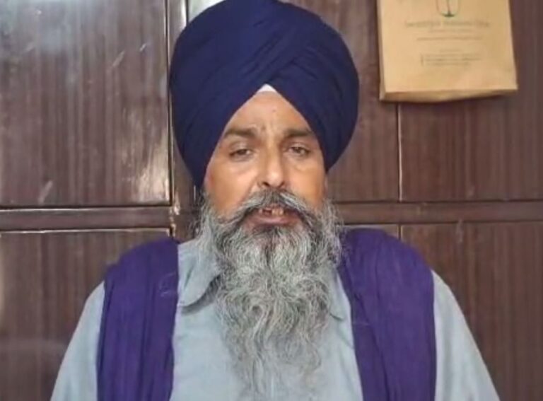 ਕਿਸਾਨ ਆਗੂ ਸਰਵਨ ਪੰਧੇਰ ਨੇ ਘੇਰੀ ਕੇਂਦਰ ਸਰਕਾਰ/ ਤੇਲ ਤੇ ਖਾਦ ਸੰਕਟ ਲਈ ਕੇਂਦਰ ਨੂੰ ਦੱਸਿਆ ਜ਼ਿੰਮੇਵਾਰ/ ਦੇਸ਼ ਹਿਤ ਦੇ ਨਾਮ ਤੇ ਜਜ਼ਬਾਤੀ ਕਰਨ ਦੇ ਲਾਏ ਇਲਜ਼ਾਮ