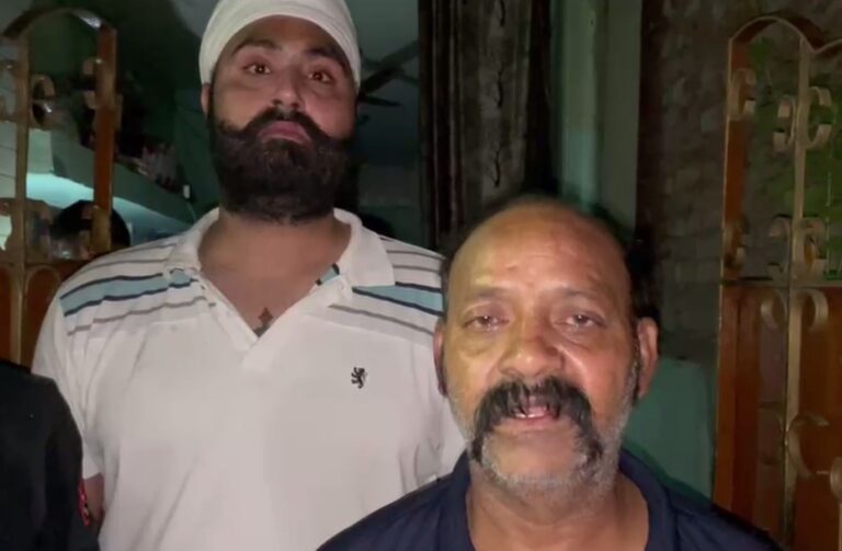 ਜਲੰਧਰ ’ਚ ਰਾਧਾ ਸੁਆਮੀ ਸਤਿਸੰਗ ਭਵਨ ਨੇੜੇ ਅੱਗ/ ਸਾਮਾਨ ਸੜ ਕੇ ਸੁਆਹ, ਜਾਨੀ ਨੁਕਸਾਨ ਤੋਂ ਬਚਾਅ/ 600 ਫੁੱਟ ਲੰਮੀ ਪਾਈਪ ਲਾਈਨ ਵਿਛਾ ਕੇ ਪਾਇਆ ਕਾਬੂ