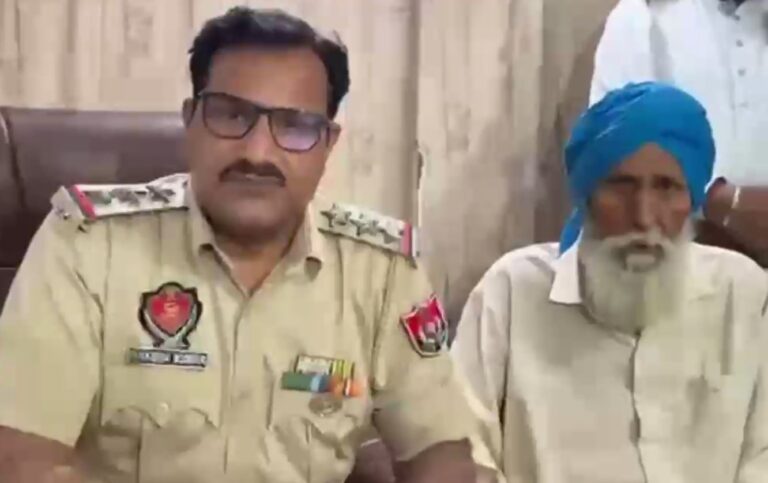 ਅੰਮ੍ਰਿਤਸਰ ਪੁਲਿਸ ਵੱਲੋਂ ਲਾਪਤਾ ਸ਼ਖਸ਼ ਪਰਿਵਾਰ ਹਵਾਲੇ/ ਹਸਪਤਾਲ ਚੋਂ ਭੇਦਭਰੀ ਹਾਲਤ ’ਚ ਹੋਇਆ ਸੀ ਲਾਪਤਾ/ ਪੁਲਿਸ ਨੇ ਭਾਲ ਕਰ ਕੇ ਪਰਿਵਾਰ ਹਵਾਲੇ ਕੀਤਾ