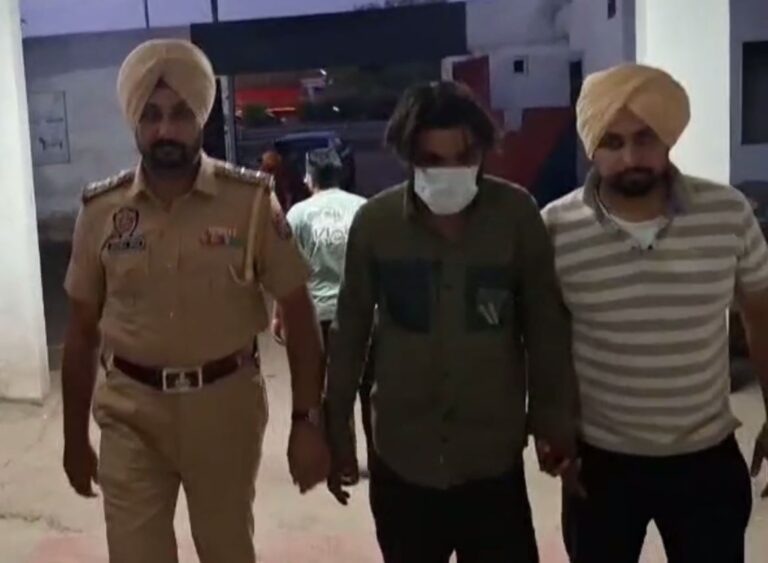 ਫਤਹਿਗੜ੍ਹ ਸਾਹਿਬ ਪੁਲਿਸ ਵੱਲੋਂ ਭਗੌੜਾ ਕਾਬੂ/ ਇਕ ਸਾਲ ਤੋਂ ਕਤਲ ਮਾਮਲੇ ’ਚ ਸੀ ਭਗੌੜਾ/ ਪੁਲਿਸ ਨੇ ਗ੍ਰਿਫਤਾਰ ਕਰ ਕੇ ਜਾਂਚ ਆਰੰਭੀ
