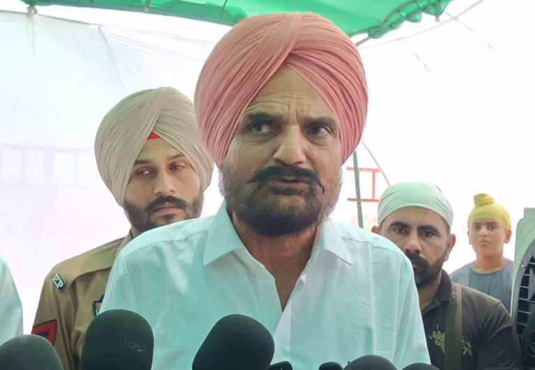 ਮਾਨਸਾ ਵਿਖੇ ਸਿੱਧੂ ਮੂਸੇਵਾਲਾ ਦੀ ਬਰਸੀ ਮੌਕੇ ਸਮਾਗਮ/ ਪਰਿਵਾਰ ਸਮੇਤ ਅਹਿਮ ਹਸਤੀਆਂ ਨੇ ਕੀਤੀ ਸ਼ਿਰਕਤ