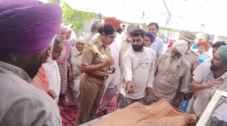 ਮਾਛੀਵਾੜਾ ’ਚ ਕੁੱਟਮਾਰ ਕਾਰਨ ਬਜ਼ੁਰਗ ਦੀ ਮੌਤ/ ਸਸਕਾਰ ਨਾ ਕਰਨ ਲਈ ਅੜਿਆ ਪਰਿਵਾਰ/ ਮੁਲਜ਼ਮਾਂ ਦੀ ਗ੍ਰਿਫਤਾਰ ਦੀ ਕੀਤੀ ਮੰਗ