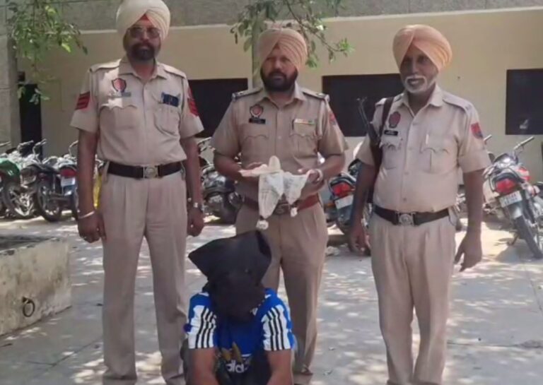 ਕੋਟਕਪੂਰਾ ਪੁਲਿਸ ਹੱਥ ਲੱਗੀ ਵੱਡੀ ਸਫਲਤਾ/ 101 ਗਰਾਮ ਹੈਰੋਇਨ ਤੇ ਪਿਸਟਲ ਸਮੇਤ ਇਕ ਕਾਬੂ/ ਨਸ਼ਾ ਵਿਰੋਧੀ ਮੁਹਿੰਮ ਤਹਿਤ ਕੀਤੀ ਕਾਰਵਾਈ