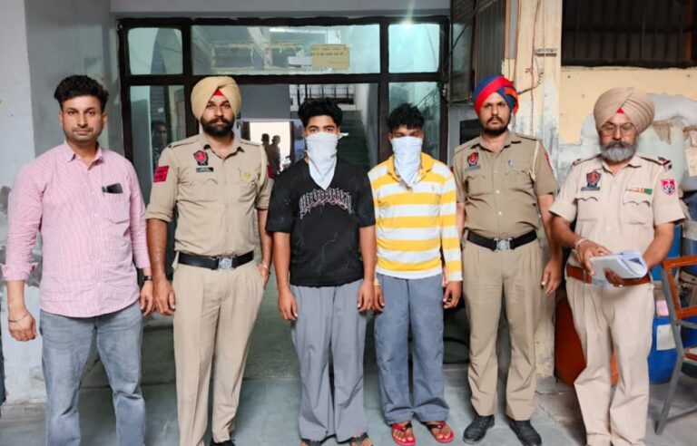 ਮਲੋਟ ਪੁਲਿਸ ਹੱਥ ਲੱਗੀ ਵੱਡੀ ਸਫਲਤਾ/ ਕਾਰ ਤੇ 518 ਗਰਾਮ ਹੈਰੋਇਨ ਸਮੇਤ ਦੋ ਕਾਬੂ/ ਦੋ ਦਿਨਾਂ ਰਿਮਾਂਡ ਲੈ ਕੇ ਜਾਂਚ ਕੀਤੀ ਸ਼ੁਰੂ