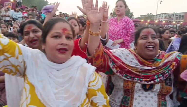ਗੁਰਦਾਸਪੁਰ ਵਿਖੇ ਇਕ ਸ਼ਾਮ ਭੋਲੇ ਬਾਬਾ ਦੇ ਨਾਮ ਸਮਾਗਮ/ ਸਰਕਾਰ ਵੱਲੋਂ ਕਰਵਾਏ ਸਮਾਗਮ ’ਚ ਪਹੁੰਚੇ ਵੱਡੀ ਗਿਣਤੀ ਲੋਕ/ ਲੋਕਾਂ ਨੇ ਸਰਕਾਰ ਦੇ ਉਪਰਾਲੇ ਦੀ ਕੀਤੀ ਭਰਵੀਂ ਸ਼ਲਾਘਾ