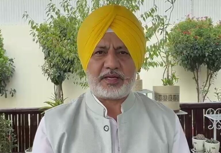 ਪੰਜਾਬ ਸਰਕਾਰ ਦਾ ਨਹਿਰੀ ਪਾਣੀ ਨੂੰ ਲੈ ਕੇ ਵੱਡਾ ਬਿਆਨ/ 76 ਲੱਖ ਏਕੜ ਜ਼ਮੀਨ ਤਕ ਨਹਿਰੀ ਪਾਣੀ ਪਹੁੰਚਾਉਣ ਦਾ ਦਾਅਵਾ/ ਸੀਨੀਅਰ ਆਗੂ ਬਲਤੇਜ ਪੰਨੂ ਨੇ ਸਾਂਝਾ ਕੀਤੀ ਜਾਣਕਾਰੀ