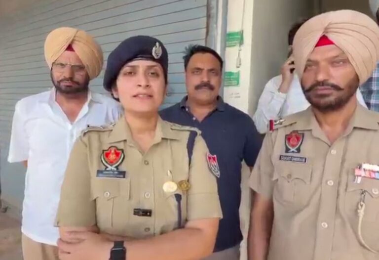 ਜ਼ੀਰਕਪੁਰ ਪੁਲਿਸ ਵੱਲੋਂ ਸਪਾ ਸੈਂਟਰ ’ਤੇ ਛਾਪਾ/  2 ਵਿਦੇਸ਼ੀ ਲੜਕੀਆਂ ਸਮੇਤ 6 ਲੜਕੀਆਂ ਬਰਾਮਦ/ ਸਪਾ ਸੈਂਟਰ ਦੀ ਆੜ ’ਚ ਹੋ ਰਿਹਾ ਸੀ ਗੈਰ-ਕਾਨੂੰਨੀ ਕੰਮ