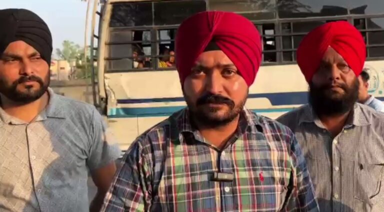 ਗੁਰਦਾਸਪੁਰ ’ਚ ਨਸ਼ਈ ਵੱਲੋਂ ਸਿਲੰਡਰ ਚੋਰੀ/ ਦਿਨ-ਦਿਹਾੜੇ ਦੁਕਾਨ ’ਚੋਂ ਸਿਲੰਡਰ ਲੈ ਕੇ ਫਰਾਰ/ ਦੁਕਾਨਦਾਰ ਨੇ ਪਿਛਾ ਕਰ ਕੇ ਕੀਤਾ ਪੁਲਿਸ ਹਵਾਲੇ