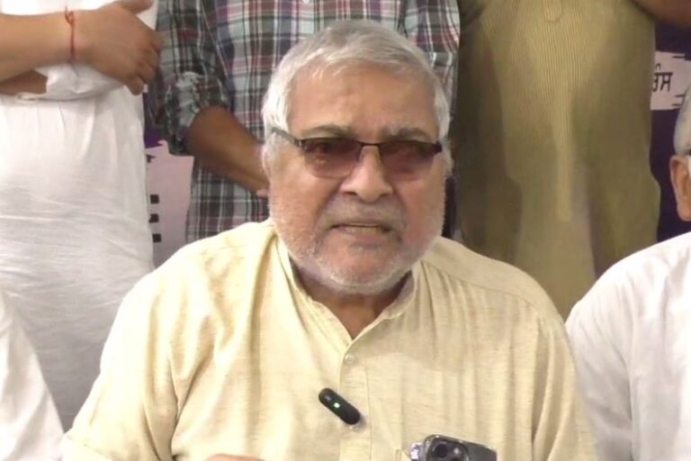 ਸਾਂਸਦ ਡਾ. ਗਾਂਧੀ ਦਾ ਕੇਂਦਰ ਸਰਕਾਰ ਵੱਲ ਨਿਸ਼ਾਨਾ/ ਨੌਜਵਾਨਾਂ ਨੂੰ ਜਾਣਬੁਝ ਕੇ ਬੇਰੁਜ਼ਗਾਰ ਕਰਨ ਦੇ ਇਲਜ਼ਾਮ/ ਕਿਹਾ, ਨੌਜਵਾਨਾਂ ਦੇ ਭਵਿੱਖ ਨੂੰ ਬਰਬਾਦ ਕਰ ਰਹੀ ਸਰਕਾਰ