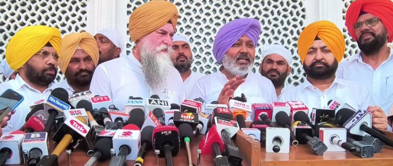 ਸ੍ਰੀ ਅਕਾਲ ਤਖ਼ਤ ਸਾਹਿਬ ਵਿਖੇ ਵਿਧਾਇਕਾਂ ਦੀ ਪੇਸ਼ੀ/  ਜਥੇਦਾਰ ਨੇ ਇਕ ਮਹੀਨੇ ਦਾ ਦਿੱਤਾ ਸਮਾਂ/ ਸਪੀਕਰ ਸੰਧਵਾਂ ਬੋਲੇ, ਵਿਚਾਰ ਕਰੇਗੀ ਸਰਕਾਰ
