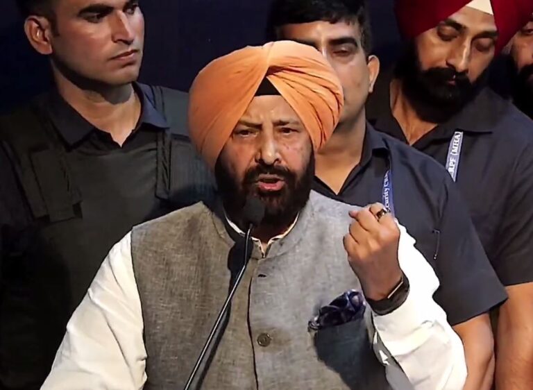 ਚੰਡੀਗੜ੍ਹ ਵਿਖੇ ਕੇਵਲ ਢਿੱਲੋਂ ਦੀ ਤਾਜਪੋਸੀ ਸਮਾਗਮ/ ਪੰਜਾਬ ਭਾਜਪਾ ਪ੍ਰਧਾਨਗੀ ਅਹੁਦੇ ਦੀ ਸੰਭਾਲੀ ਕਮਾਨ/ ਹਰਿਆਣਾ ਸੀਐਮ ਸੈਣੀ ਸਮੇਤ ਲੀਡਰਸ਼ਿਪ ਰਹੀ ਮੌਜੂਦ