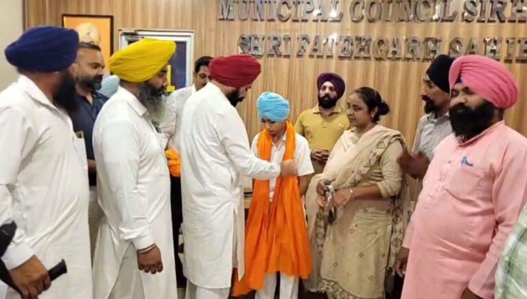 ਫਤਹਿਗੜ੍ਹ ਦੇ ਹਰਨੂਰ ਨੇ ਖੇਡਾਂ ’ਚ ਚਮਕਾਇਆ ਨਾਮ/ ਮਲੇਸ਼ੀਆਂ ਦੀ ਧਰਤੀ ’ਤੇ ਜਿੱਤਿਆ ਕਾਂਸੇ ਦਾ ਤਗਮਾ/ ਵਾਪਸ ਆਉਣ ਤੇ ਵਿਧਾਇਕ ਰਾਏ ਵੱਲੋਂ ਸਨਮਾਨ