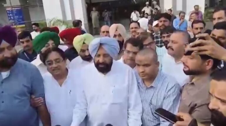 ਜਲੰਧਰ ਛਾਉਣੀ ਸਟੇਸ਼ਨ ਪਹੁੰਚੇ ਕੇਵਲ ਢਿੱਲੋਂ/ ਪੀਐਮ ਦੀ ਫੇਰੀ ਸਬੰਧੀ ਤਿਆਰੀਆਂ ਦਾ ਜਾਇਜ਼ਾ/ ਐਸਆਈਆਰ ਦੇ ਮੁੱਦੇ ’ਤੇ ਘੇਰੀ ਪੰਜਾਬ ਸਰਕਾਰ