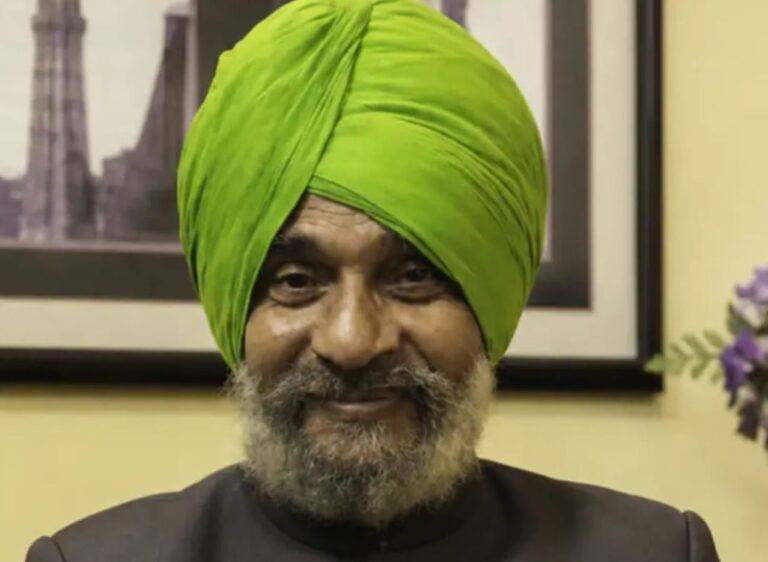 ਅੰਮ੍ਰਿਤਸਰ ਆਵਾਰਾ ਕੁੱਤਿਆਂ ਦੇ ਹਮਲੇ ’ਚ ਬਜ਼ੁਰਗ ਦੀ ਮੌਤ/ ਸਕੂਲ ਦੇ ਬਾਹਰ ਆਵਾਰਾ ਕੁੱਤਿਆਂ ਦਾ ਖੌਫ/ ਬੱਚਿਆਂ ਅਤੇ ਰਾਹਗੀਰਾਂ ਦੀ ਸੁਰੱਖਿਆ ‘ਤੇ ਉੱਠੇ ਸਵਾਲ