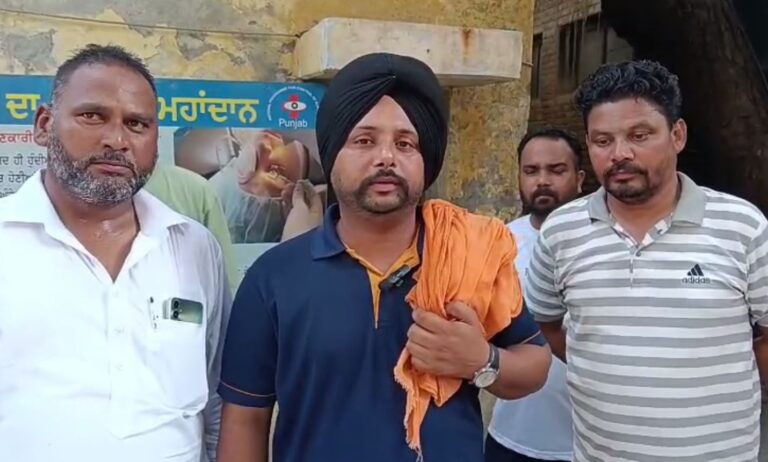 ਮੋਗਾ ਦੇ ਪਿੰਡ ਦੌਧਰ ਸਰਕੀ ’ਚ ਗੋਲੀ ਨਾਲ ਬਜ਼ੁਰਗ ਦੀ ਮੌਤ/ ਮਾਮੂਲੀ ਤਕਰਾਰ ਤੋਂ ਬਾਅਦ ਚਲਾਈਆਂ ਗੋਲੀਆਂ/ ਮੌਕੇ ’ਤੇ ਪਹੁੰਚੀ ਪੁਲਿਸ ਨੇ ਜਾਂਚ ਕੀਤੀ ਸ਼ੁਰੂ