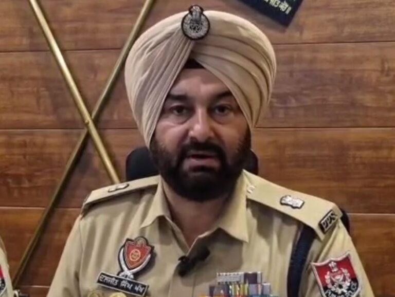 ਗੜ੍ਹਸ਼ੰਕਰ ਪੁਲਿਸ ਵੱਲੋਂ ਅਗਵਾ ਤੇ ਕਤਲ ਦੇ ਦੋਸ਼ੀ ਕਾਬੂ/ ਫਿਲਮੀ ਅੰਦਾਜ਼ ’ਚ ਸੜਕ ’ਤੇ ਸੁੱਟਿਆ ਸੀ ਨੌਜਵਾਨ/ ਪੁਲਿਸ ਨੇ 3 ਜਣਿਆਂ ਨੂੰ ਦੋਸ਼ੀਆਂ ਨੂੰ ਦਿੱਤਾ ਗ੍ਰਿਫਤਾਰ